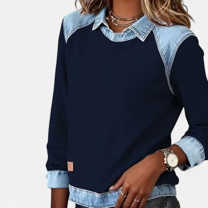 Damenpullover aus Strick – Hemdkragen aus kontrastierendem Denim