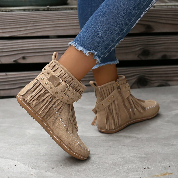 Damenstiefeletten aus Veloursleder – Lässige Fransen &amp; flacher Absatz
