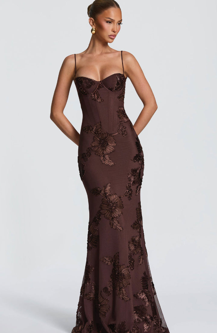 Abito da sera donna floreale – silhouette aderente elegante