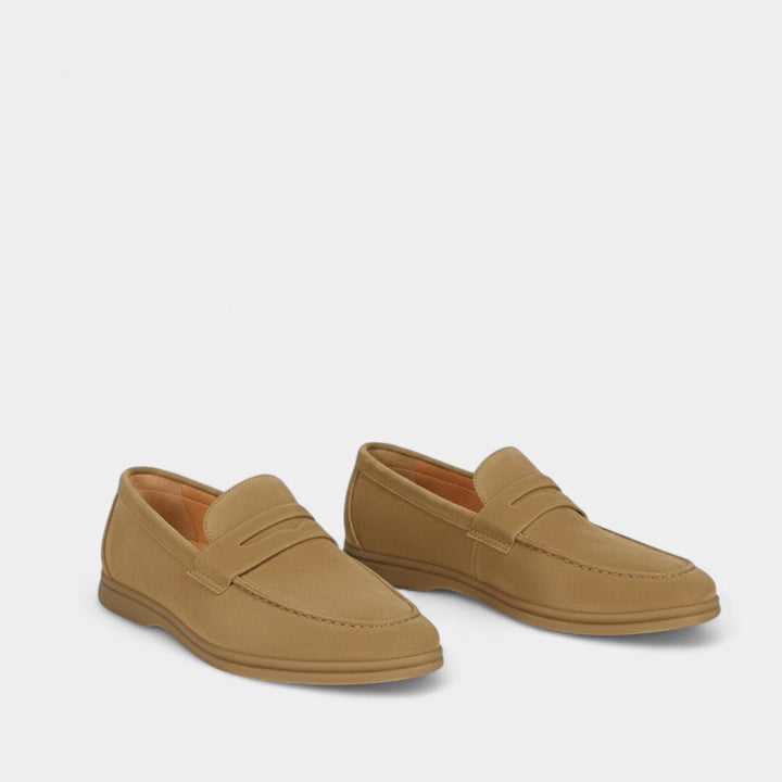 Claire Mode | Herrenslipper aus Wildleder – Elegante Slip-Ons mit Futter