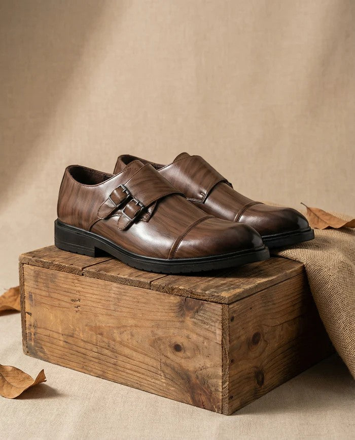 Herren-Lederschuhe mit Schnalle – Spitz zulaufende Spitze, schmale Passform