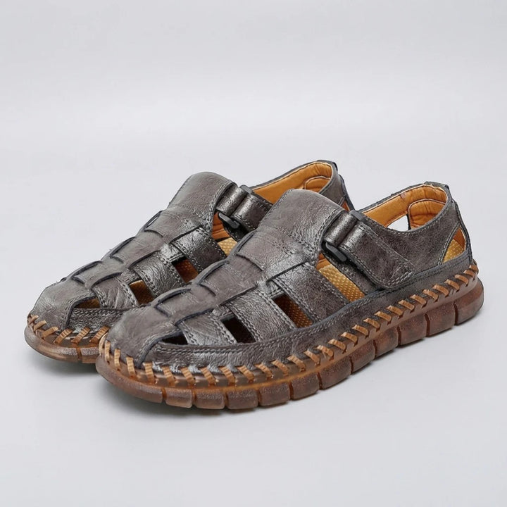 Herren Sandalen aus Rindsleder – Eng anliegende geschlossene Passform