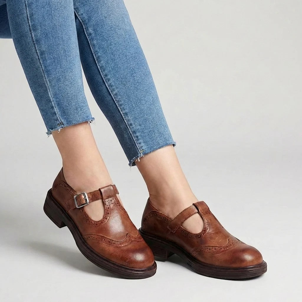 Damen Mokassins aus Leder mit Riemen – Mittelhoher Absatz Eng anliegende Passform