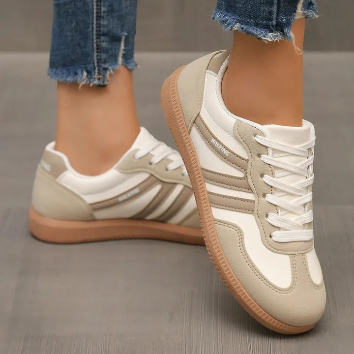 Baskets femme casual en cuir à lacets – Semelle plate basse