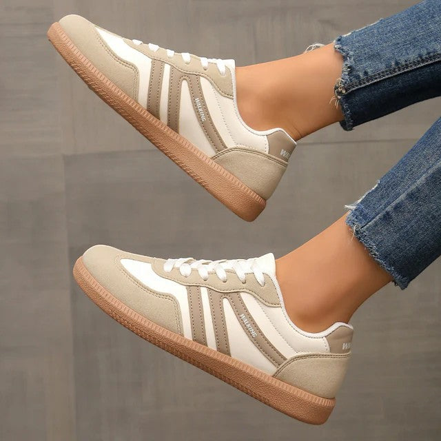 Baskets femme casual en cuir à lacets – Semelle plate basse