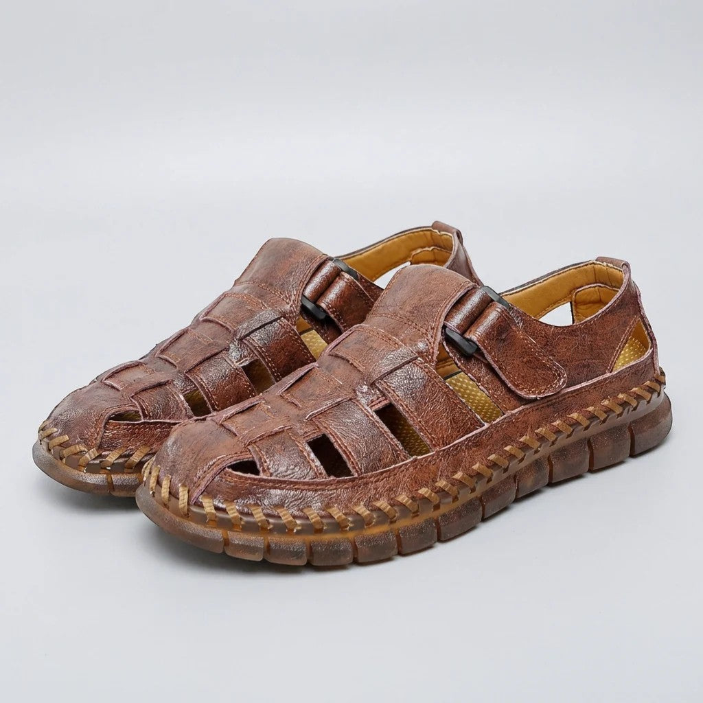 Herren Sandalen aus Rindsleder – Eng anliegende geschlossene Passform