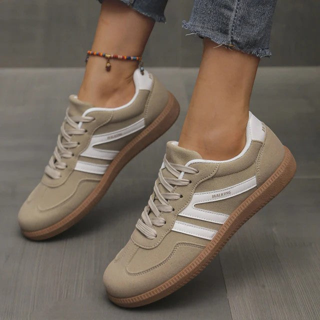 Baskets femme casual en cuir à lacets – Semelle plate basse