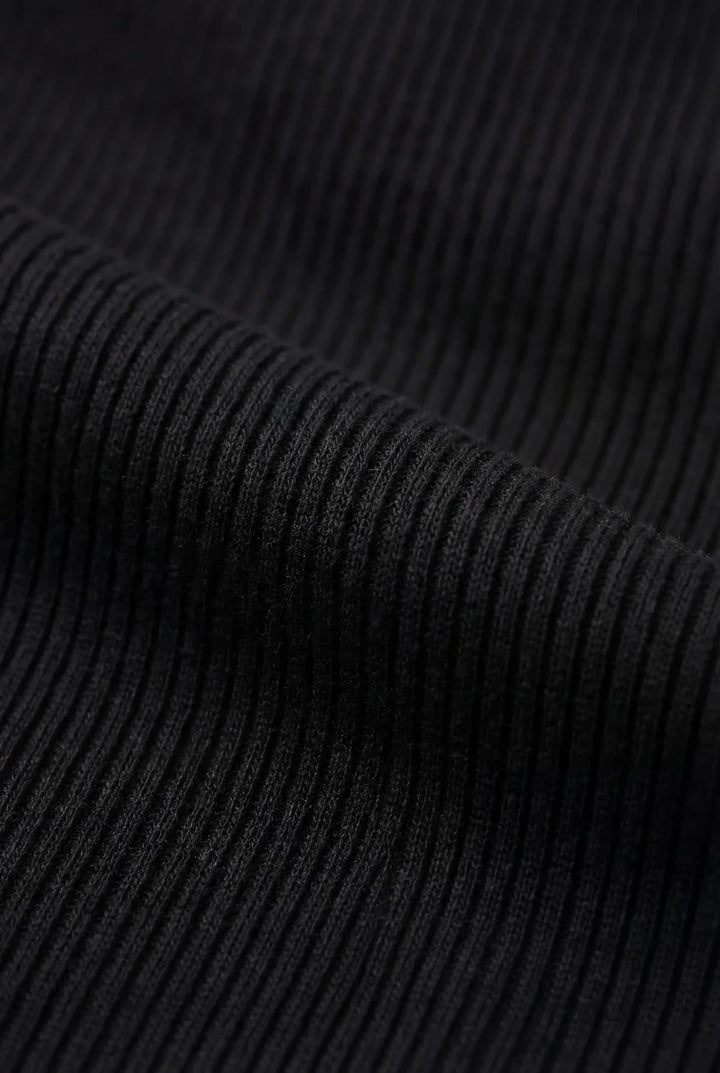 Figurbetontes Stretch-T-Shirt für Herren – Slim Fit, gerippter Kragen