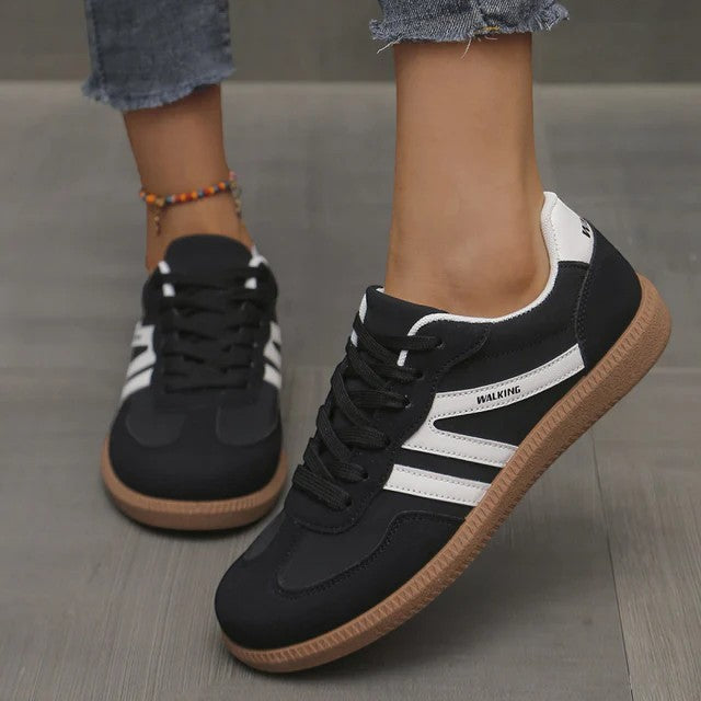 Baskets femme casual en cuir à lacets – Semelle plate basse