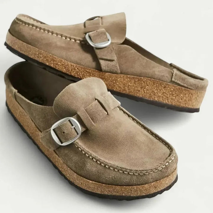 Damen flache Mules aus Wildleder – Schnallenriemen, Slip-on-Design