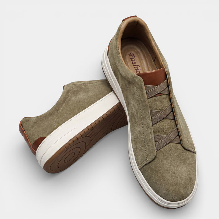 Claire Mode | Sneakers casual in camoscio da uomo