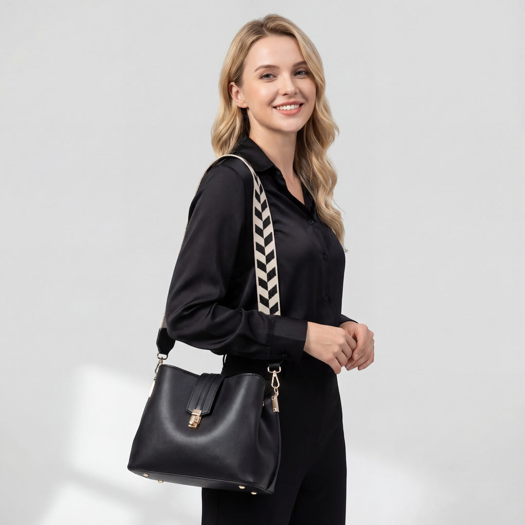 Borsa secchiello in pelle liscia per donna – Chiusura con patta e lucchetto
