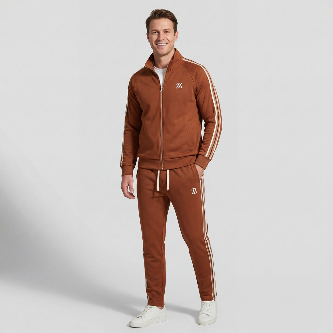Claire Mode | Lässiges Herren-Set aus feiner Baumwollstrickware mit Stehkragen