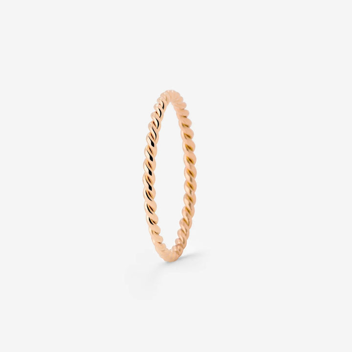 Anello in Acciaio Titanio per Donna – Fascia Intrecciata Stile Corda
