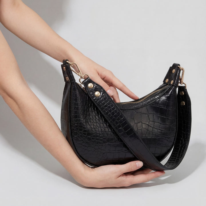 Strukturierte Leder-Schultertasche für Damen – Baguette-Form