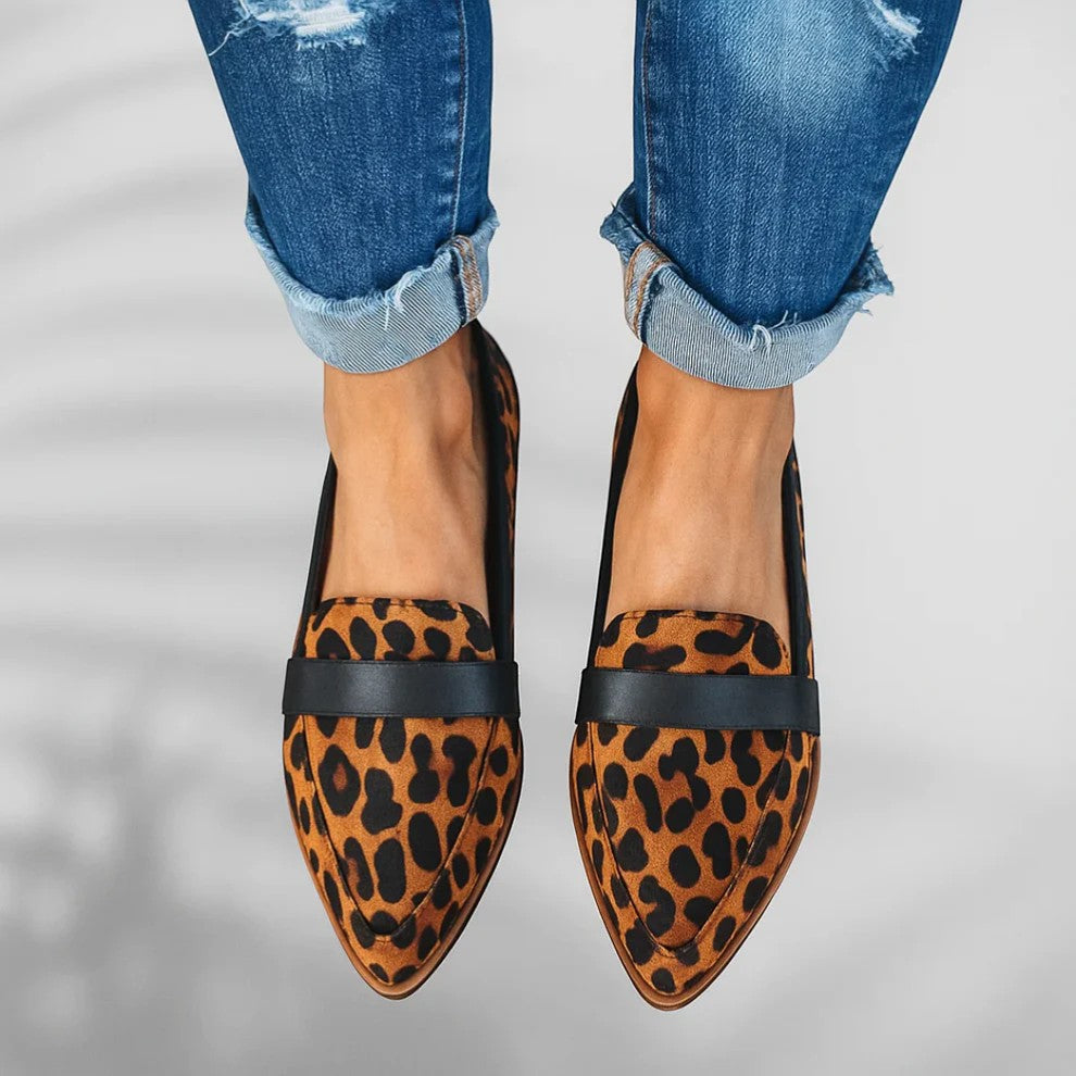 Claire Mode | Damen Wildleder Mokassins mit spitzer Kappe und Keilabsatz