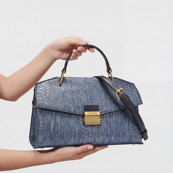 Damen Handtasche aus strukturiertem Leder – Klappverschluss mit Schlangenoptik