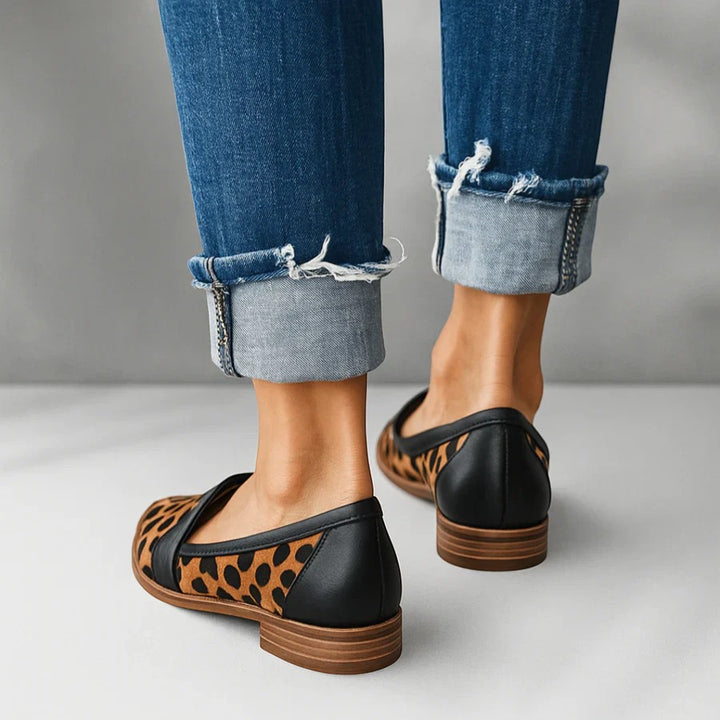 Claire Mode | Damen Wildleder Mokassins mit spitzer Kappe und Keilabsatz