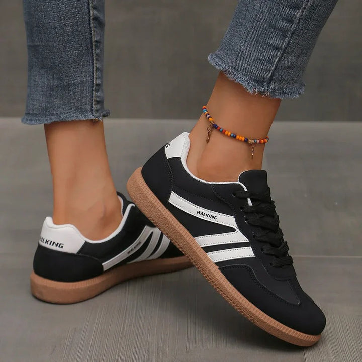 Baskets femme casual en cuir à lacets – Semelle plate basse