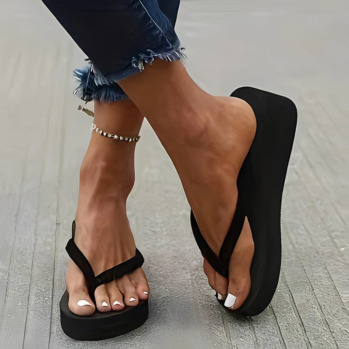 Sandali infradito platform donna – Suola rialzata da infilare