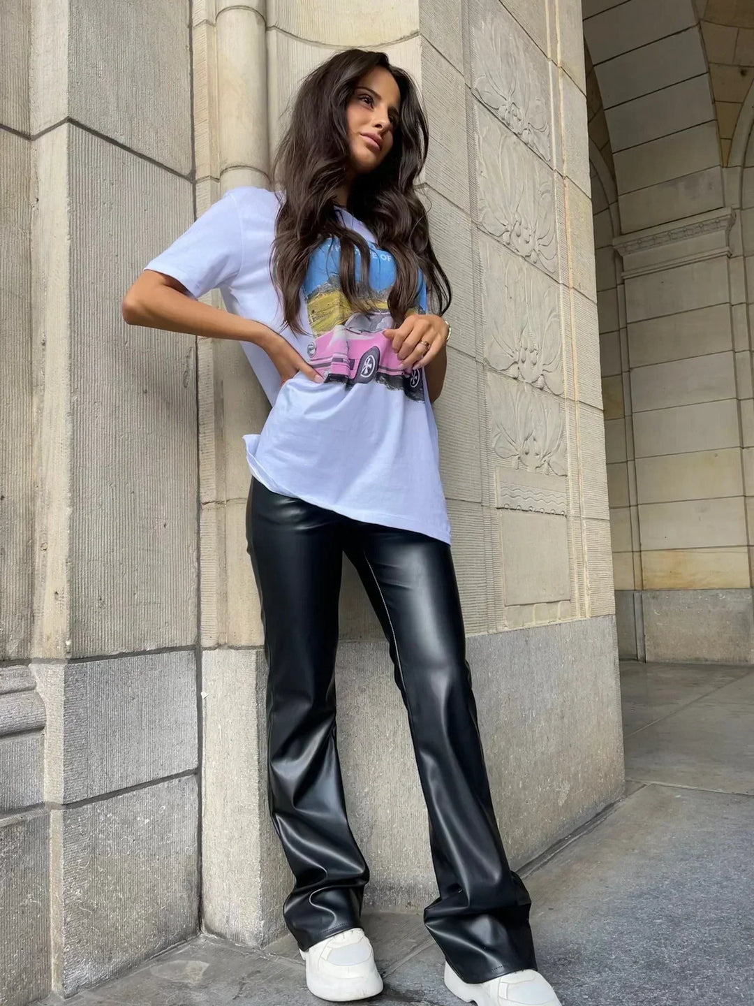 Pantaloni donna a vita alta – taglio slim, tessuto morbido