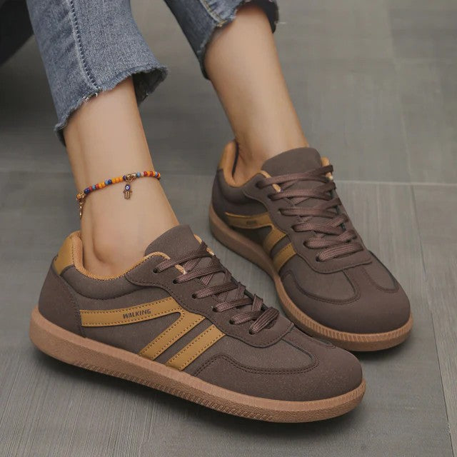Baskets femme casual en cuir à lacets – Semelle plate basse