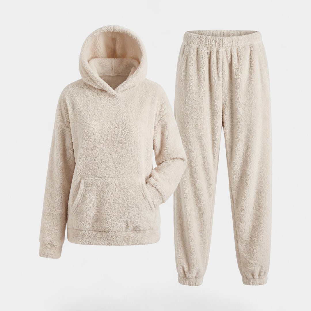 Claire Mode | Damen Lounge-Set aus flauschigem Stoff mit Kapuze und Hose mit elastischem Bund