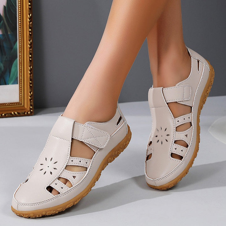 Damen Sandalen Geschlossener Zehenbereich – Obermaterial mit Ausschnitten und Kontrastnähten Klettverschluss