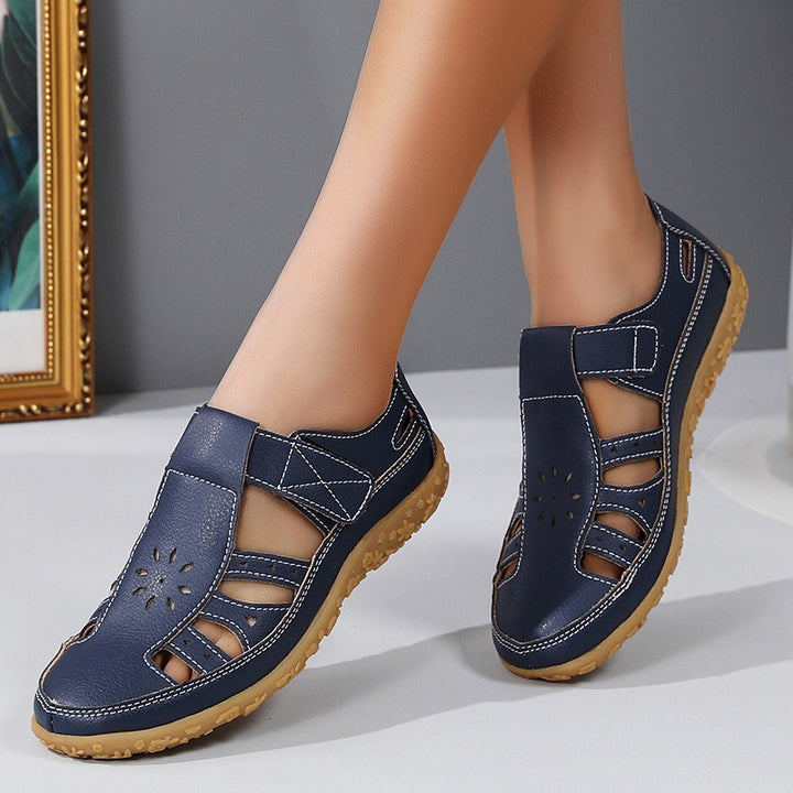 Damen Sandalen Geschlossener Zehenbereich – Obermaterial mit Ausschnitten und Kontrastnähten Klettverschluss