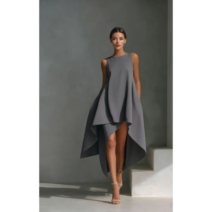 Ärmelloses Midikleid für Damen – asymmetrisch ausgestellte Passform