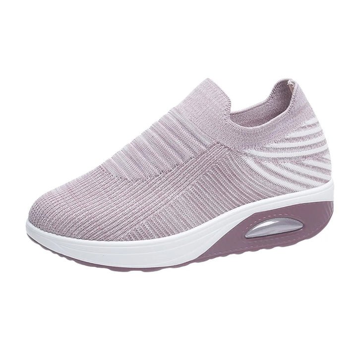 Women's Slip-On Shoes in Breathable Mesh – Round Toe Flat