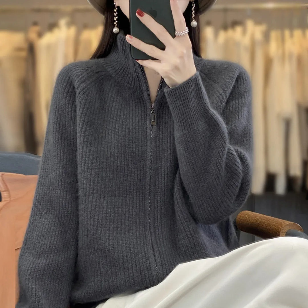 Cardigan Femme en Laine – Col Montant Zippé Maille
