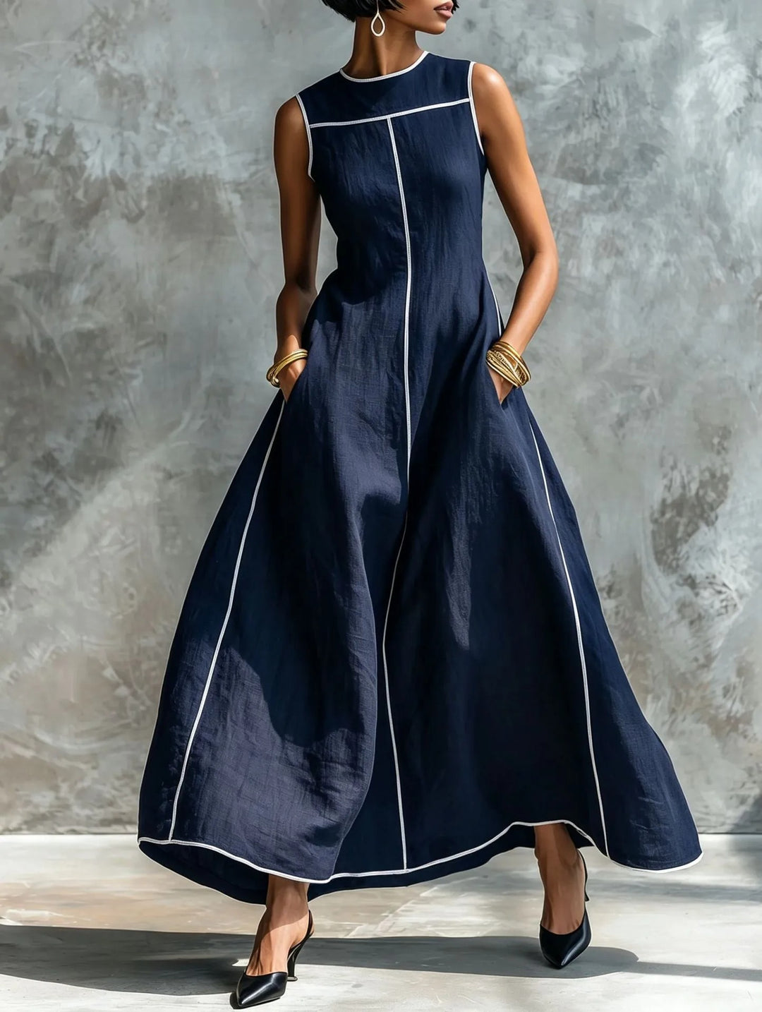 Langes ärmelloses Damenkleid – figurbetonter minimalistischer Schnitt, A-Linie