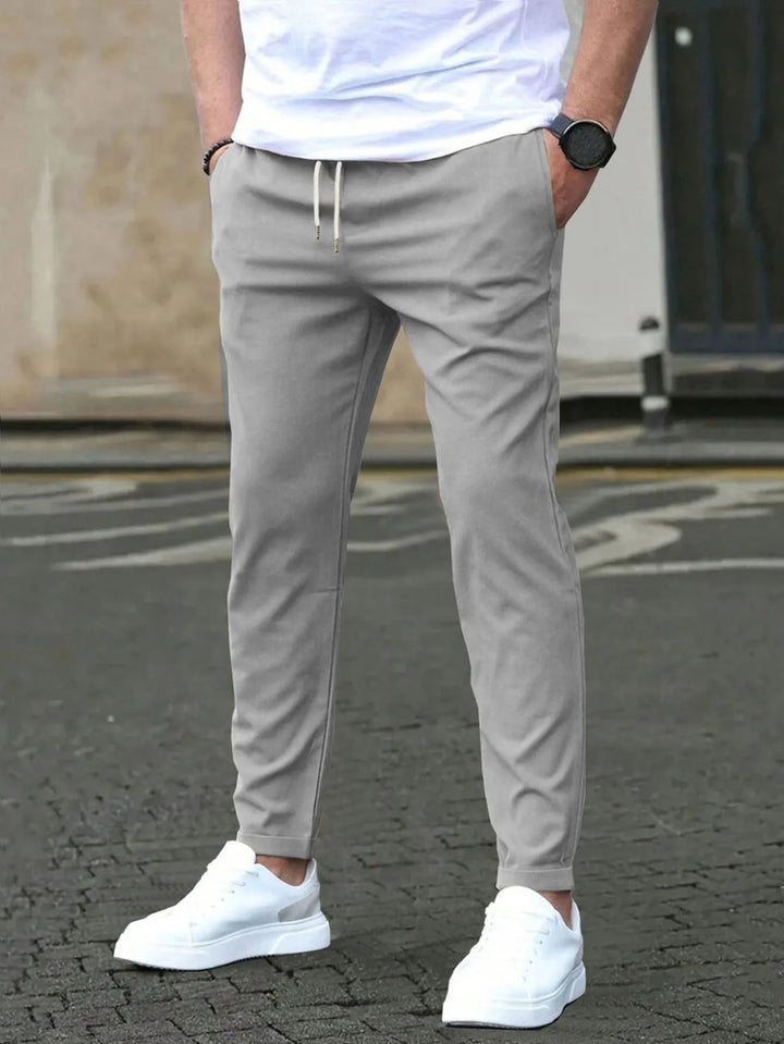 Pantaloni Uomo Slim Casual – Tessuto Leggero e Morbido Intessuto
