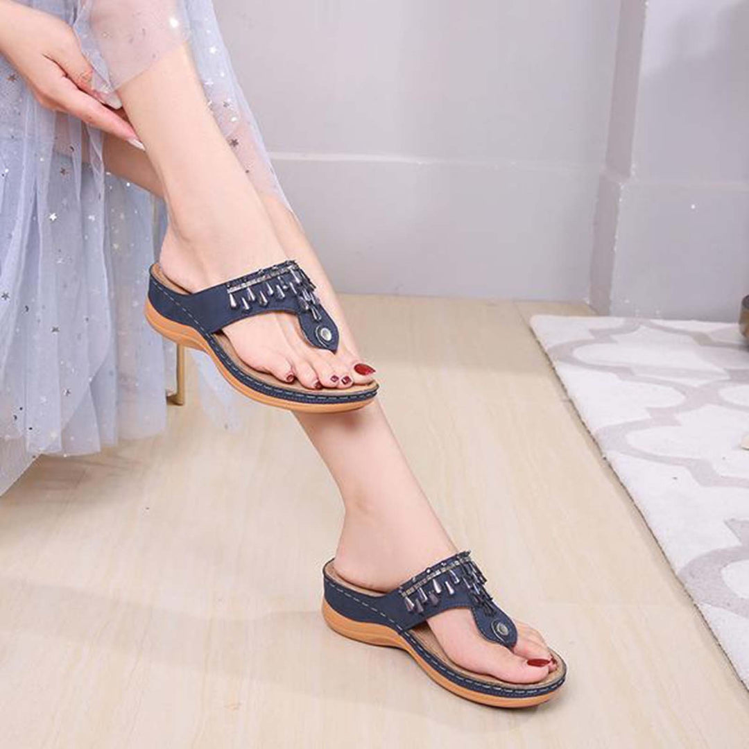 Damen Keilsandalen mit mittelhohem Absatz – Rutschfeste Zehensandalen-Optik