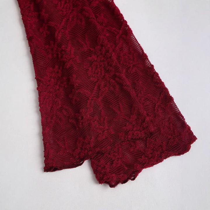 Robe Courte Femme en Dentelle Florale – Doublée et Ajustée