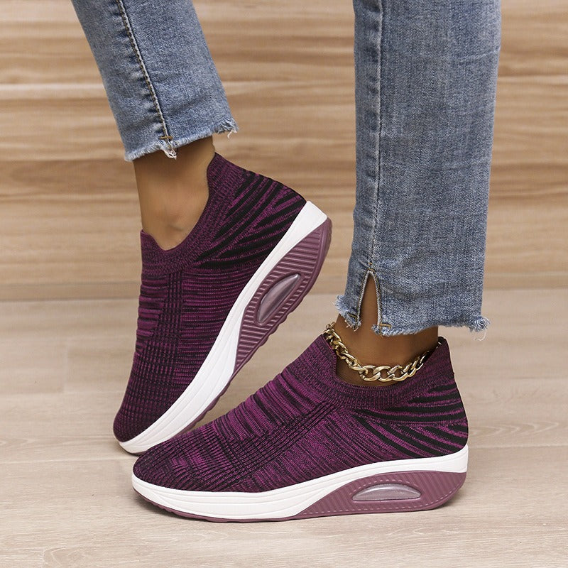 Women's Slip-On Shoes in Breathable Mesh – Round Toe Flat