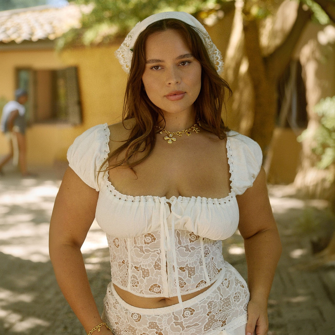 Women's Fitted Lace Top Set – Two-Piece Coordinated Outfit