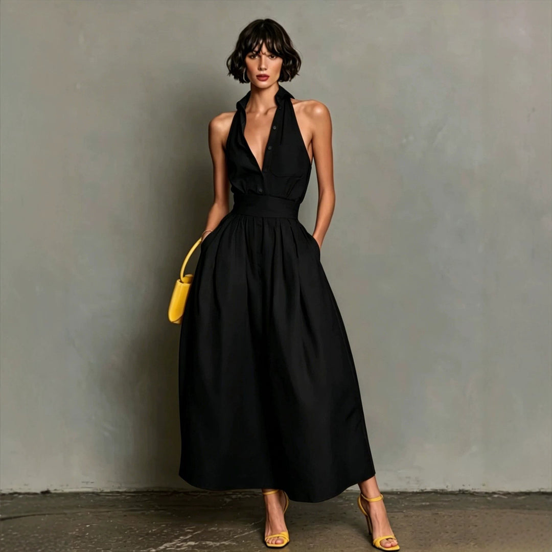 Langes Damenkleid mit Hemdkragen – strukturierter Plisseeschnitt