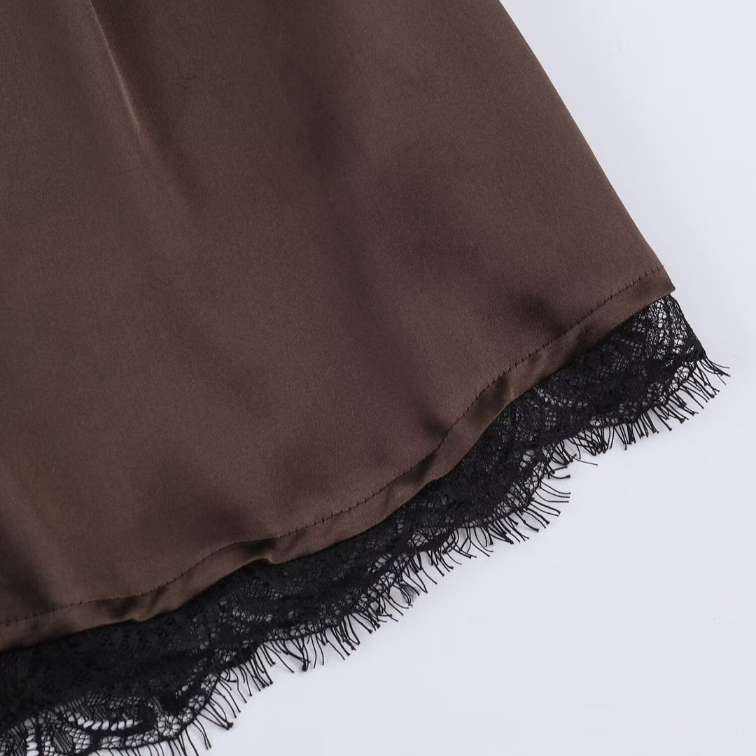Short Women’s Lightweight Fabric – Delicate Lace Trim