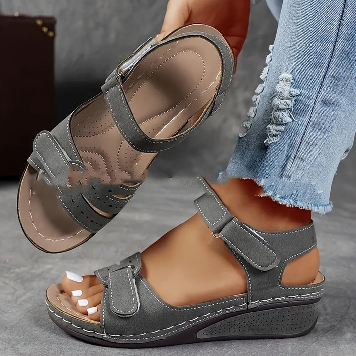 Sandales Compensées Femme en Microfibre – Bride Cheville Confort