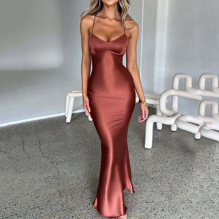 Robe Femme Satin – Dos Nu avec Lacets