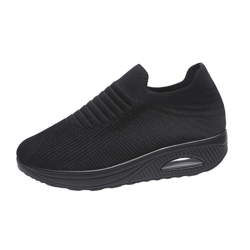 Women's Slip-On Shoes in Breathable Mesh – Round Toe Flat
