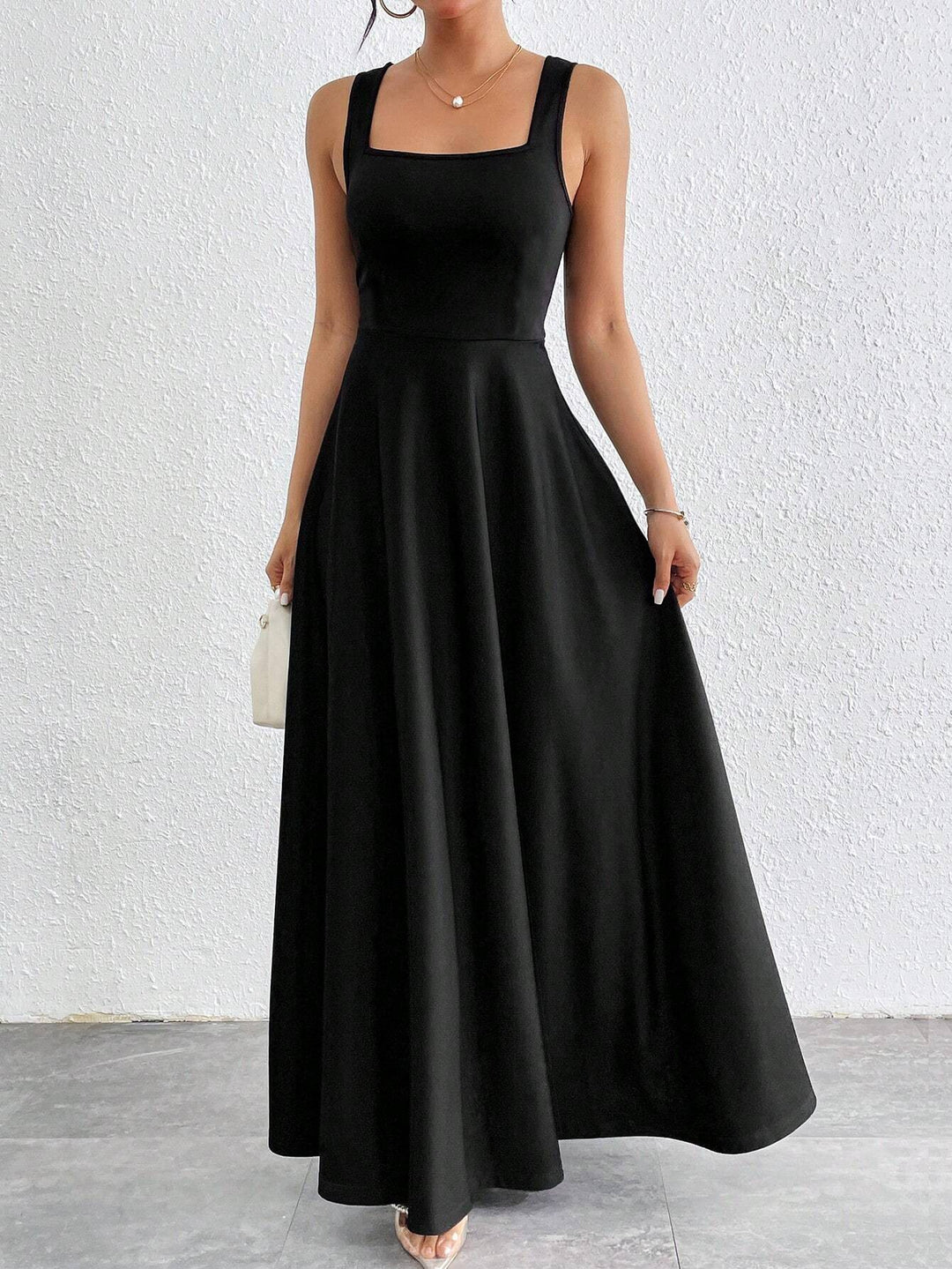 Robe Maxi Femme – Encolure Carrée, Coupe A-Line Élégante