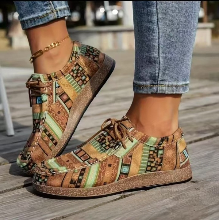 Women's Lace-Up Canvas Shoes – Flat Ballerina Shoes with Graffiti Print