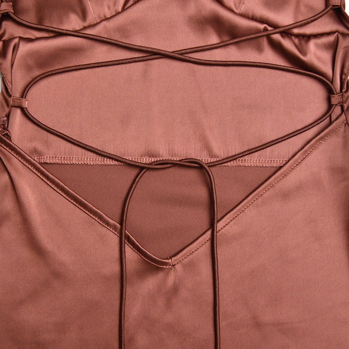 Robe Femme Satin – Dos Nu avec Lacets