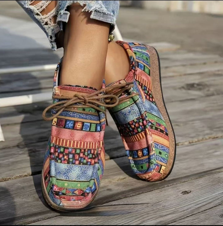 Women's Lace-Up Canvas Shoes – Flat Ballerina Shoes with Graffiti Print