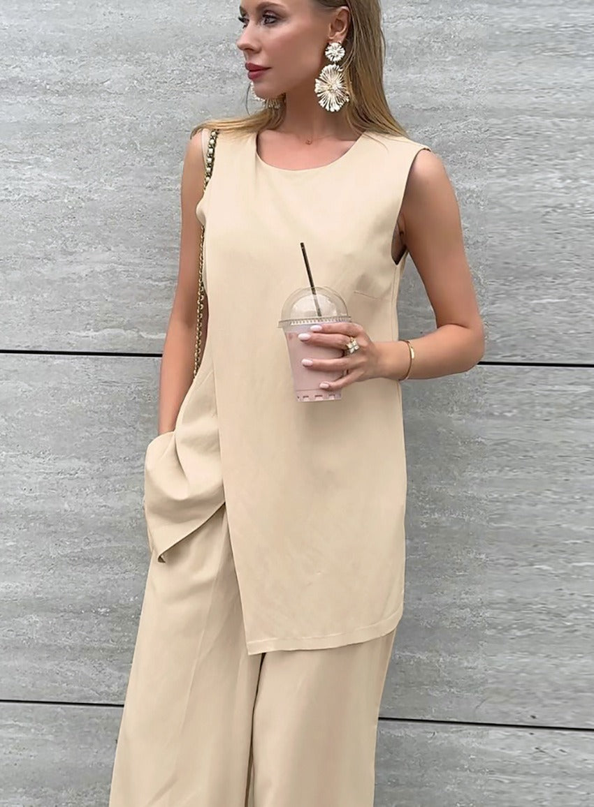 Women's Relaxed Fit Minimalist Set – Elegant Structured Fabric
