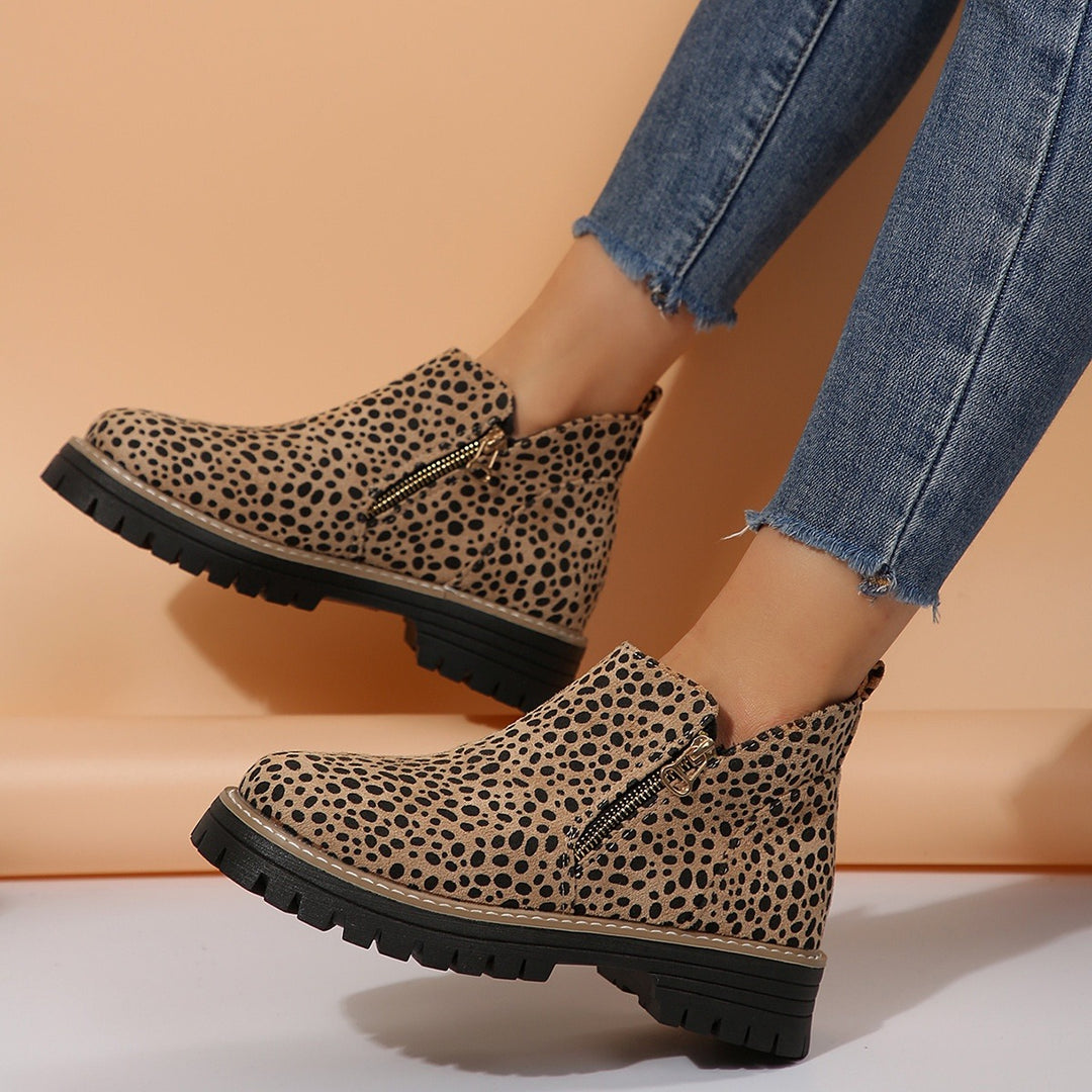 Damen-Stiefeletten in Wildlederoptik – seitlicher Reißverschluss, dicke Sohle