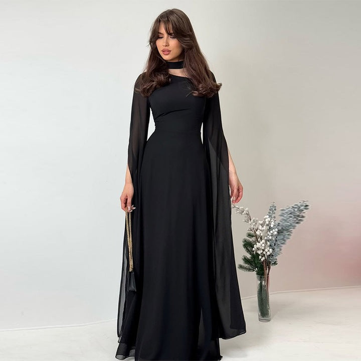 Damenlangkleid A-Linie – Asymmetrischer Ausschnitt mit Cut-out